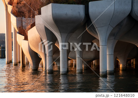 Little Island Park on New York City's Hudson River waterfront, modern architecture, Manhattan, NYC, NY, USA 121648010
