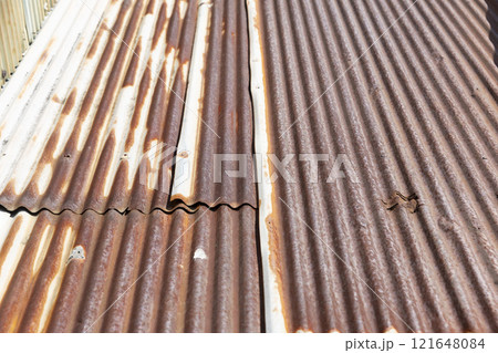 錆びたトタン 錆びたトタン 121648084