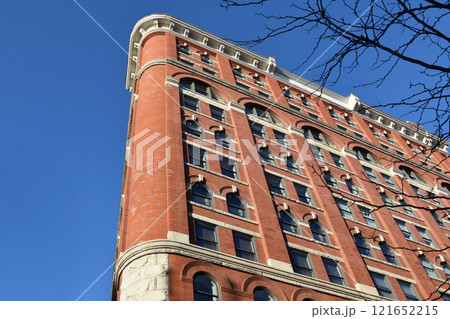New York historical building facades, skyscrapers Manhattan, Art Deco architecture, Historical architectural gems New York, old historical building facades in NY, USA New York historical building facades, skyscrapers Manhattan, Art Deco architecture, Historical architectural gems New York, old historical building facades in NY, USA 121652215