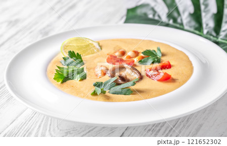 Creamy Tom Yum Soup with Shrimp and Coconut Milk, Thai Cuisine 121652302