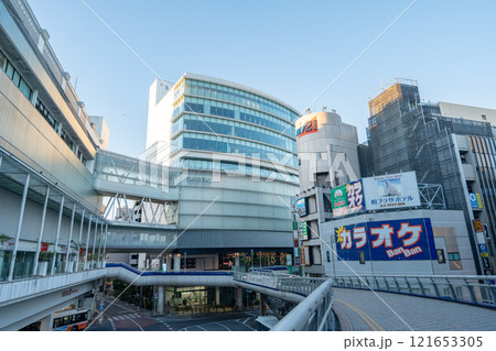 柏高島屋新館と柏駅西口周辺の風景＜2025年1月/千葉県柏市＞　 121653305