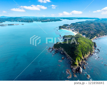 御座岬と御座白浜、英虞湾（三重県志摩市） 121656841