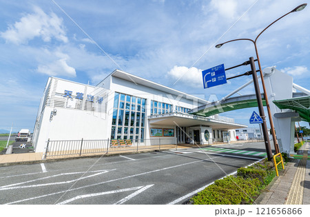 熊本県天草市　晴天の天草空港 121656866