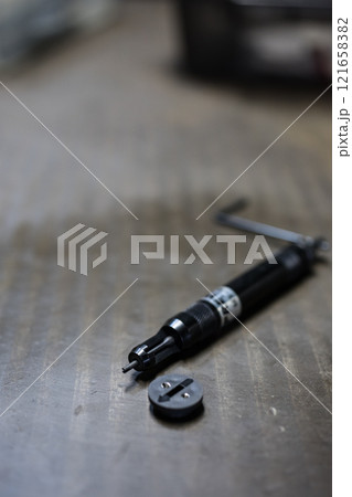 ヘリサートを入れる工具 ヘリサートを入れる工具 121658382