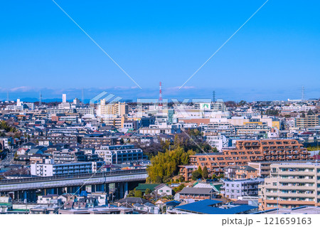 日本の横浜都市景観1月2日。たまプラーザ駅などを望む=令和7年 日本の横浜都市景観1月2日。たまプラーザ駅などを望む=令和7年 121659163