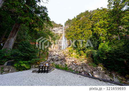 和歌山県 那智の滝の風景(2024年12月) 和歌山県 那智の滝の風景(2024年12月) 121659693