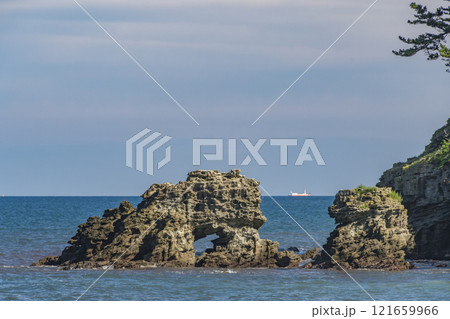 岩手　洋野町　窓岩 121659966