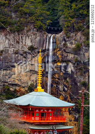 和歌山県　那智大社の風景(2024年12月) 121660212