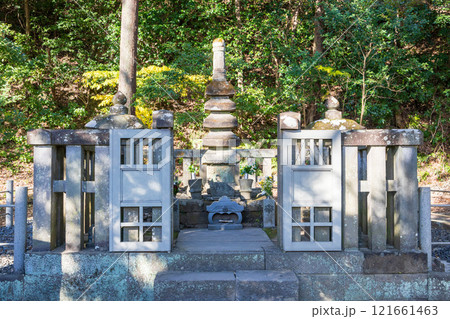 頼朝の墓 頼朝の墓 121661463