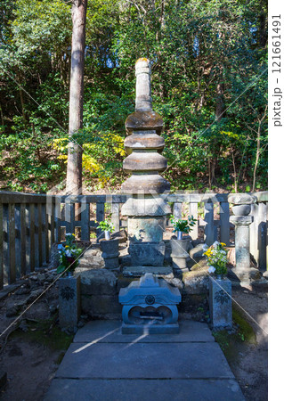 頼朝の墓 頼朝の墓 121661491