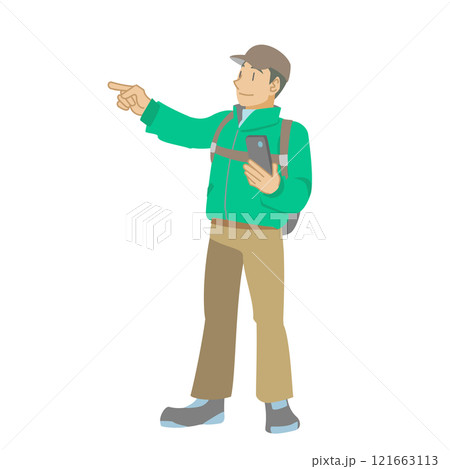 山道をスマホで確認する男性 山道をスマホで確認する男性 121663113