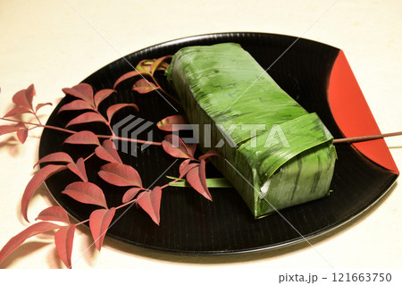 なれずし　【和歌山県の鯖寿司】 121663750