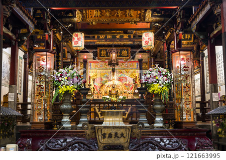 The main hall of the Great Mazu Temple in Tainan, Taiwan, enshrined statues of Mazu. the Mazu is a deified form of the medieval Fujianese shamaness Lin Moniang. 121663995