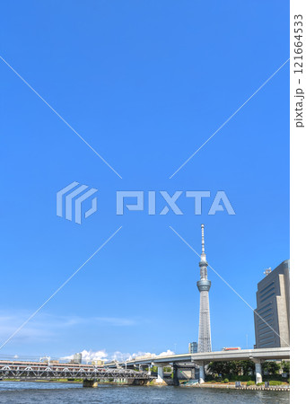 東京の都市風景　東京スカイツリー 121664533