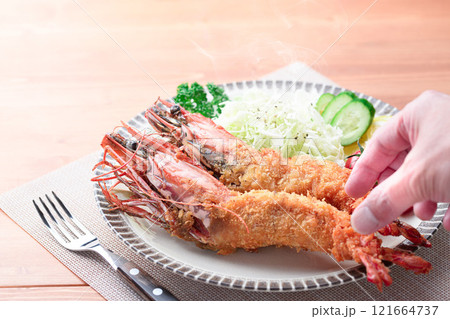 シータイガーの海老フライ 天然ならではの締まった身質と風味、濃厚な旨味が特徴 シータイガーの海老フライ 天然ならではの締まった身質と風味、濃厚な旨味が特徴 121664737