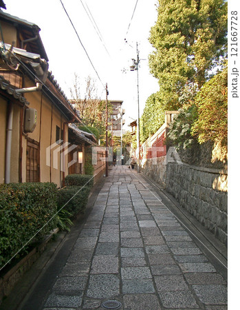 京都市の石塀小路 121667728