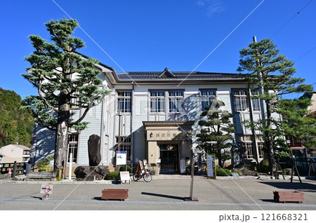 郡上八幡旧庁舎記念館（岐阜県）の外観 121668321