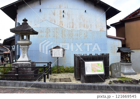 岐阜県恵那市 岩村城下町の上町常夜灯 岐阜県恵那市 岩村城下町の上町常夜灯 121669545