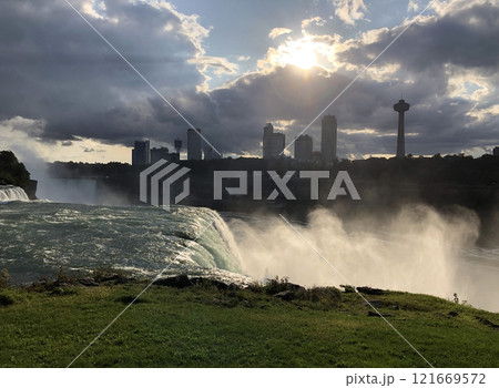 Niagara Falls on the Niagara River, New York, NY, USA 121669572