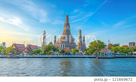 タイのワット・アルンのイメージ07 121669672