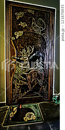 Internal entrance door to the apartment. A very original appearance of the entrance door with images of forest animals. 121670035