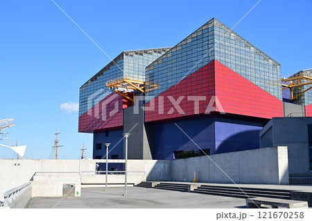 天保山ハーバービレッジにある海遊館 121670258