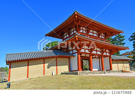 宮城県 多賀城跡 復元された南門 初公開 宮城県 多賀城跡 復元された南門 初公開 121675988