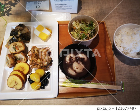 正月のホテルの朝ご飯 正月のホテルの朝ご飯 121677497