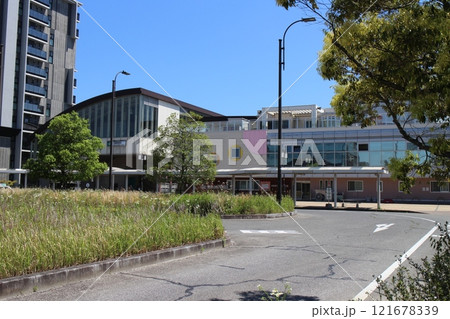 仙台市宮城野区　JR仙石線　小鶴新田駅　駅前 121678339