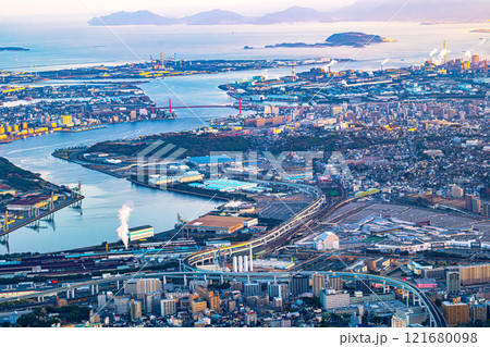 北九州、若戸大橋、東田溶鉱炉等々 121680098