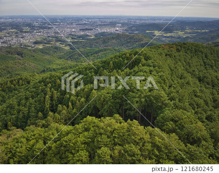 大高取山山頂からの眺望　埼玉県越生町（ドローンによる空撮） 121680245