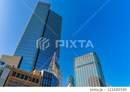 東京　港区　赤坂の都市風景（溜池交差点付近） 121680380