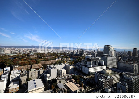 大阪城、秋、紅葉、大阪城公園、天高く肥ゆる秋の空、大阪城散歩、大阪観光、インバウンド、秋の大阪城 大阪城、秋、紅葉、大阪城公園、天高く肥ゆる秋の空、大阪城散歩、大阪観光、インバウンド、秋の大阪城 121680597