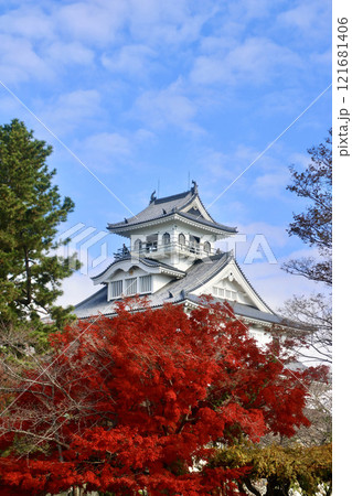 長浜城・紅葉（滋賀県・長浜市） 121681406