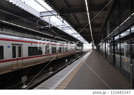 名古屋鉄道空港線　中部国際空港駅 121683147