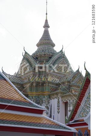 ワットポーの寺院 ワットポーの寺院 121683590
