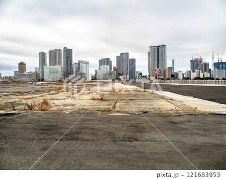 大規模な再開発が計画されている築地市場跡地（2025年1月撮影） 121683953