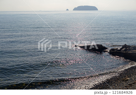 小豆島二十四の瞳映画村田浦分校前の海岸からの眺め-1 121684926