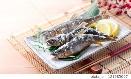 天然鮎の塩焼き ( 和歌山県 古座川産 天然アユ ) 郷土料理 天然鮎の塩焼き ( 和歌山県 古座川産 天然アユ ) 郷土料理 121685097