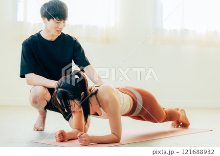 パーソナルトレーナー　男女 121688932