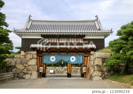 高松城跡・桜御門(香川県・高松市) 高松城跡・桜御門(香川県・高松市) 121690258