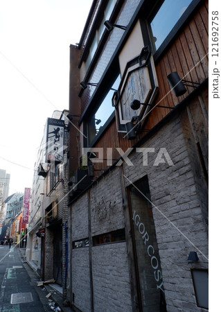 渋谷区円山町のラブホテル街 渋谷区円山町のラブホテル街 121692758