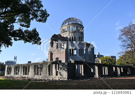 広島県　原爆ドーム 121693061