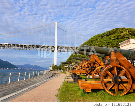 山口県下関市 壇之浦古戦場跡にて 山口県下関市 壇之浦古戦場跡にて 121693122