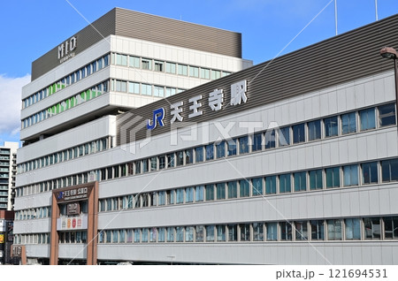 在来線・天王寺駅の公園口 121694531