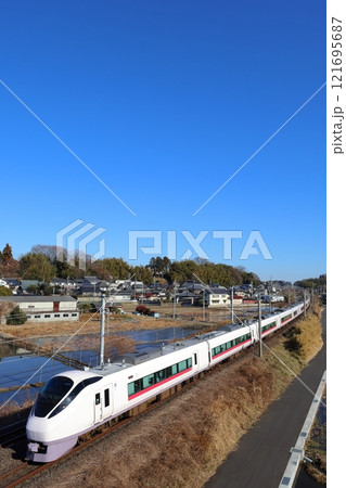 常磐線を走る特急列車・E657系「ときわ」「ひたち」2 常磐線を走る特急列車・E657系「ときわ」「ひたち」2 121695687
