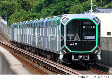 【Osaka Metro】400系(近鉄けいはんな線:学研北生駒駅) 【Osaka Metro】400系(近鉄けいはんな線:学研北生駒駅) 121696333