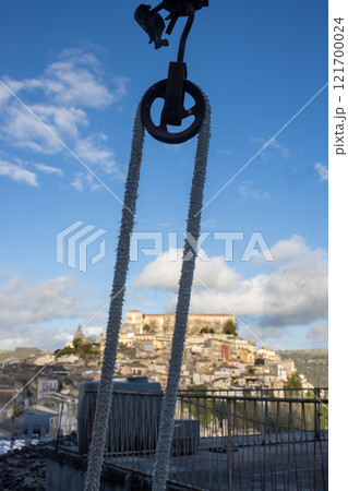 Roller and historical city Ragusa, Sicily, Italy Roller and historical city Ragusa, Sicily, Italy 121700024