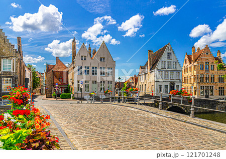 Bruges city historical centre, Flemish Region, Belgium 121701248
