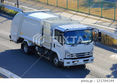 塵芥車（ゴミ収集車） 121704144